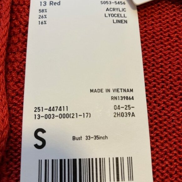 Uniqlo 3D Knit Long-Sleeve Cardigan (Ines de la Fressange) - Picture 14 of 16